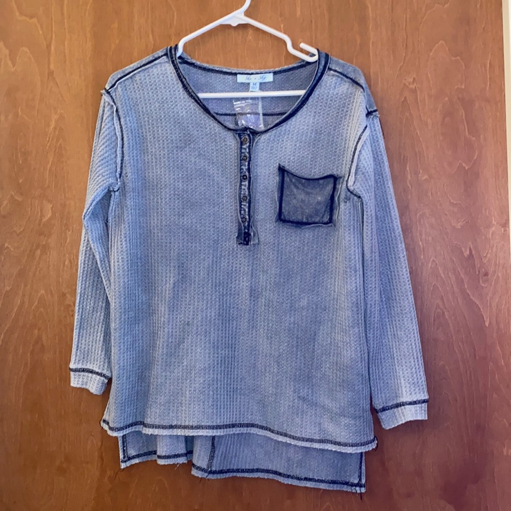 Super cute dusty blue long sleeve